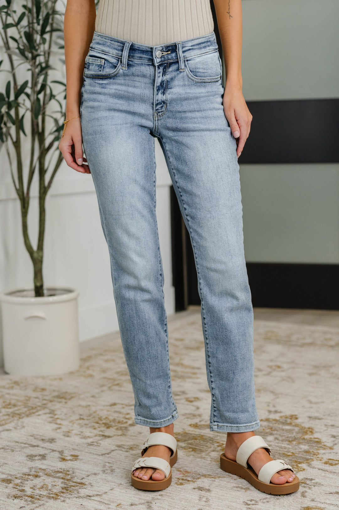 Judy Blue – Hydrangeas Boutique