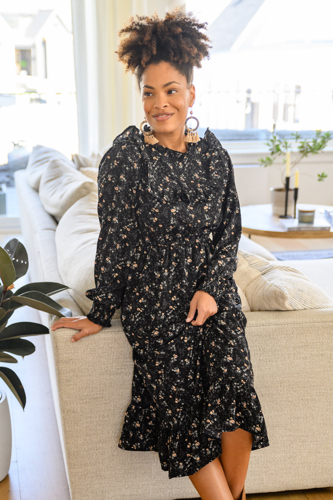 Black and Floral Long Sleeve Ruffle Hem Midi Dress Small