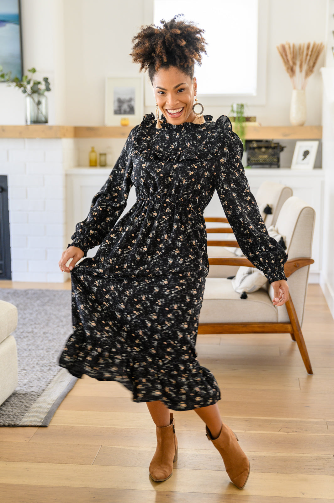Black and Floral Long Sleeve Ruffle Hem Midi Dress Small Black and Floral Long Sleeve Ruffle Hem Midi Dress Small